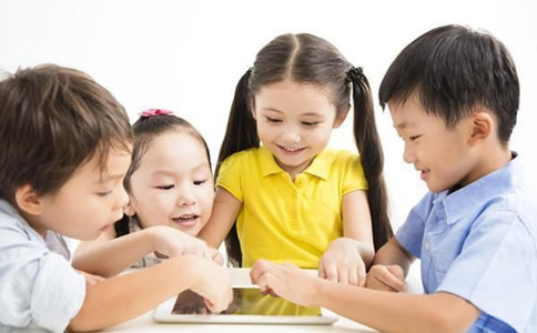 申論熱點：辦好“百姓身邊的教育”